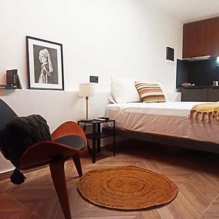 Down Town Luxurious Apartments 7 อเล็กซานโดรโพลิส ภายนอก รูปภาพ